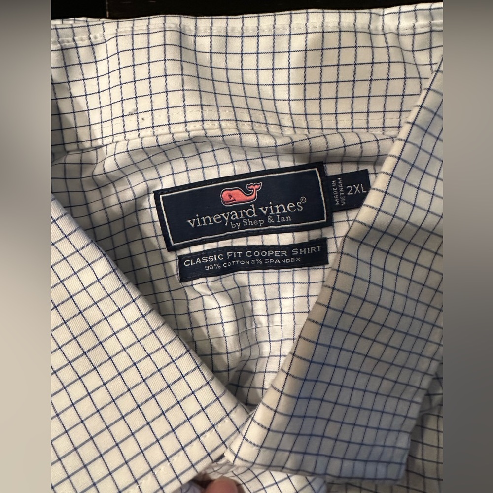 NWOT Men’s Vineyard Vines Button down